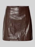 Regular fit minirok in leerlook