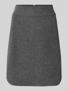 Knielange rok met brede band