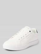 Lage sneakers in leerlook, model 'IGNAZ'