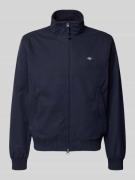 Jack met opstaande kraag en tweewegsritssluiting