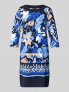 Knielange jurk van viscosemix in all-over look