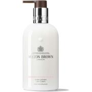 Molton Brown Delicious Rhubarb & Rose Body Lotion 300 ml