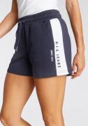 NU 20% KORTING: H.I.S Short met witte strepen opzij en logoprint