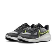 Nike Runningschoenen Vomero 17