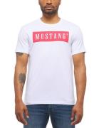 NU 20% KORTING: MUSTANG T-shirt met logoprint