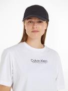 NU 25% KORTING: Calvin Klein Baseballcap METAL LETTERING CANVAS CAP