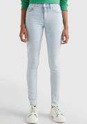 NU 20% KORTING: TOMMY JEANS Skinny fit jeans Nora met tommy jeans labe...
