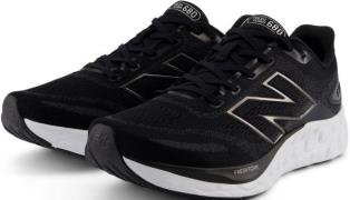 NU 20% KORTING: New Balance Runningschoenen NBM680