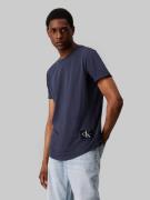 NU 20% KORTING: Calvin Klein T-shirt BADGE TURN UP SLEEVE