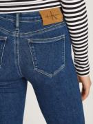 NU 20% KORTING: Calvin Klein Skinny fit jeans Mid rise skinny in 5-poc...