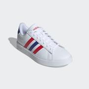 adidas Sportswear Sneakers GRAND COURT CLOUDFOAM COMFORT Design geïnsp...