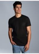 Trigema T-shirt TRIGEMA Slim-fit T-shirt van DELUXE-katoen (1-delig)