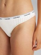 Calvin Klein Tanga THONG (LOW-RISE)