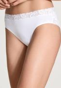 CALIDA Slip Natural Comfort Lace met kant aan de band en beenuitsnijdi...