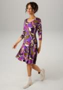Aniston CASUAL Jerseyjurk met extravagante, grafische print