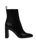 Steve Madden Adelisa boots