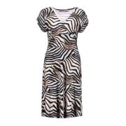 Geisha Dress v-neck short aop ecru dessin