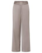Gustav Broek 58024 miya